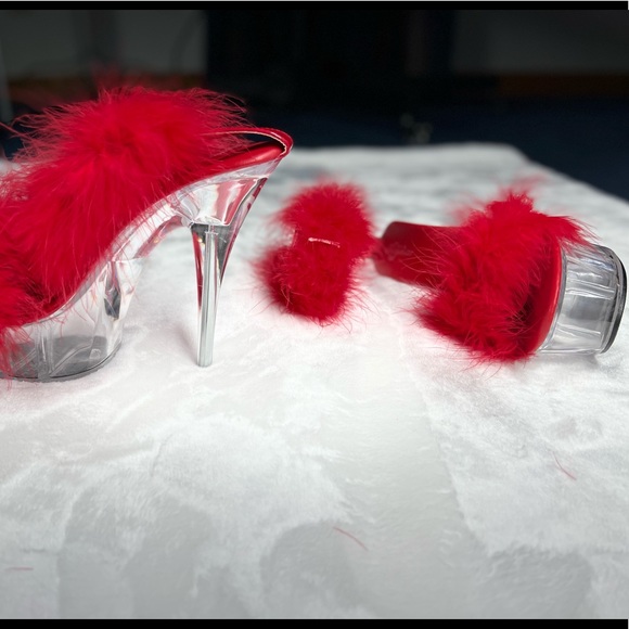 Artificial fur platform heel. - Picture 4 of 4